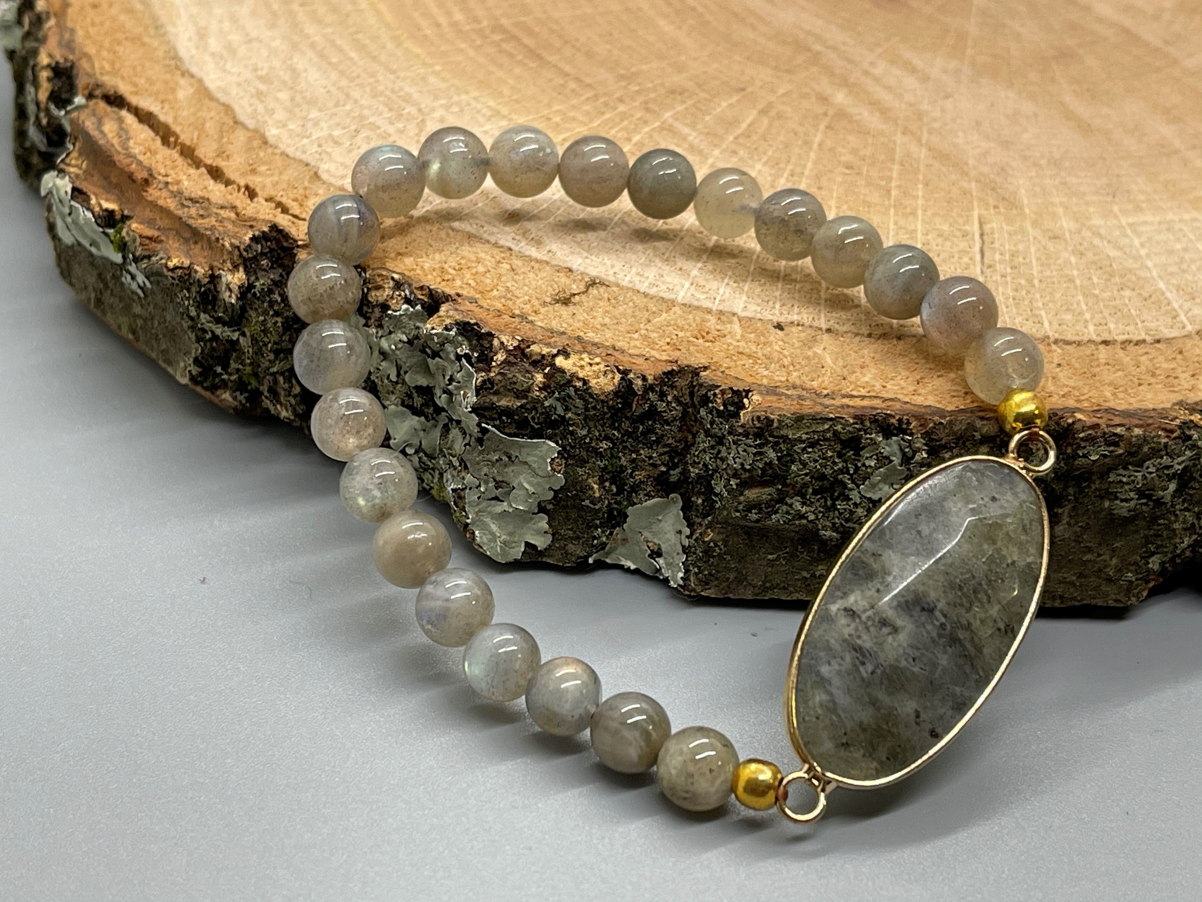 Unique Labradorite Stone Beaded Bracelet